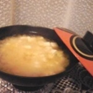 なめこと豆腐の味噌汁♪